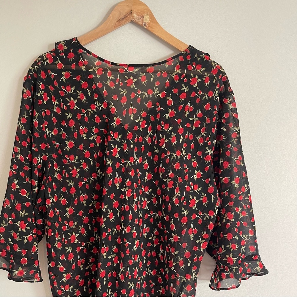 Floral Black and Red Nightgown - Picture 9 of 9
